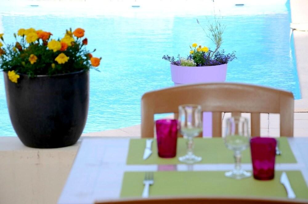Logis Hotel Restaurant L'Escapade Lamastre Εξωτερικό φωτογραφία